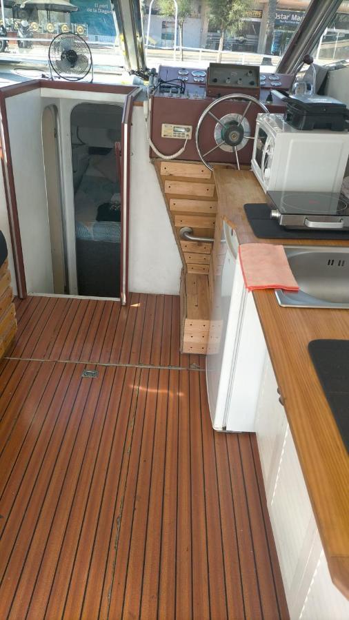Barco Lucky Hotell Sant Adria de Besos Eksteriør bilde